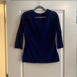 Navy blue, quarter length sleeve, cute top with jeans